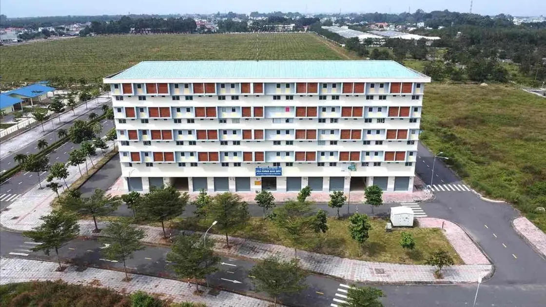 Các khu công nghiệp đối mặt với thiếu nhà ở công nhân